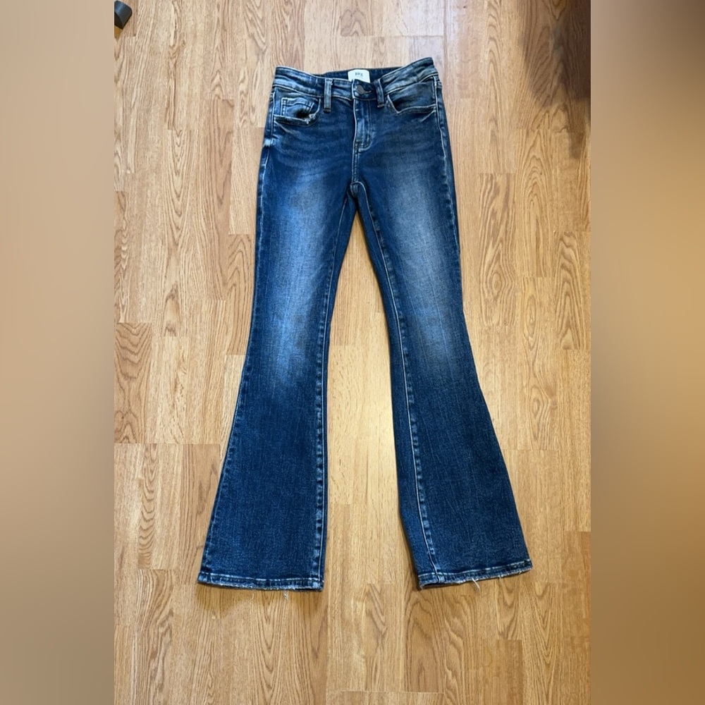 Lightly worn tween jeans. Worn 2-3 times